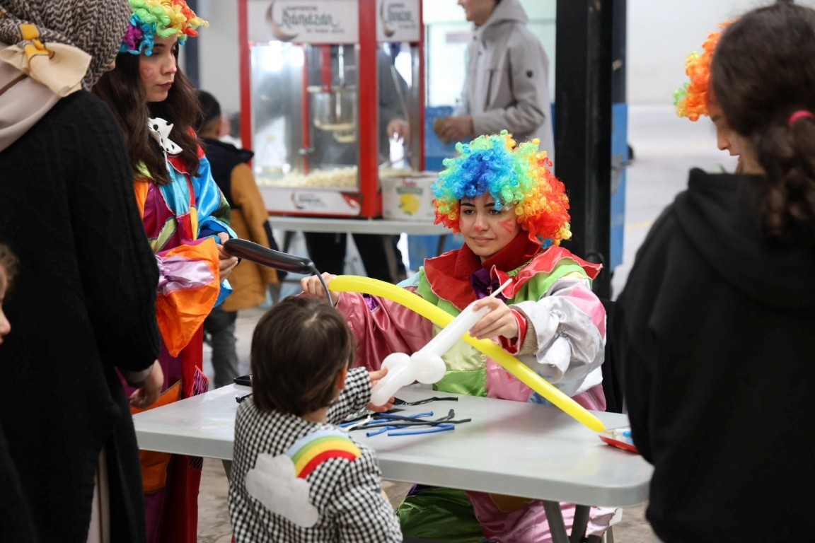 Kartepe’de çocuklar bayram etkinlikleriyle doyasıya eğlendi

