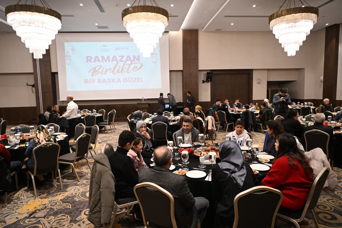 Kartepe’de Ramazan ayının ilk iftarında şehit aileleri ve gaziler bir araya geldi
