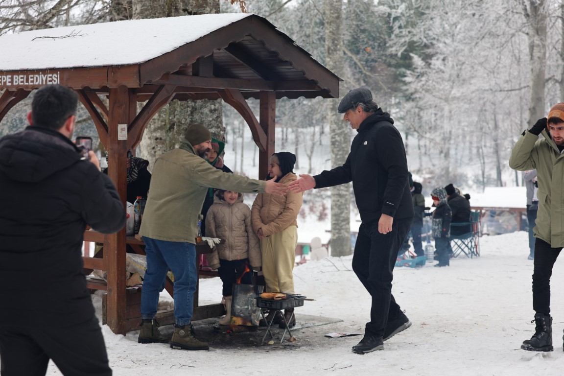 Kartepe’deki mesire alanı kışın da misafirlerini ağırlıyor

