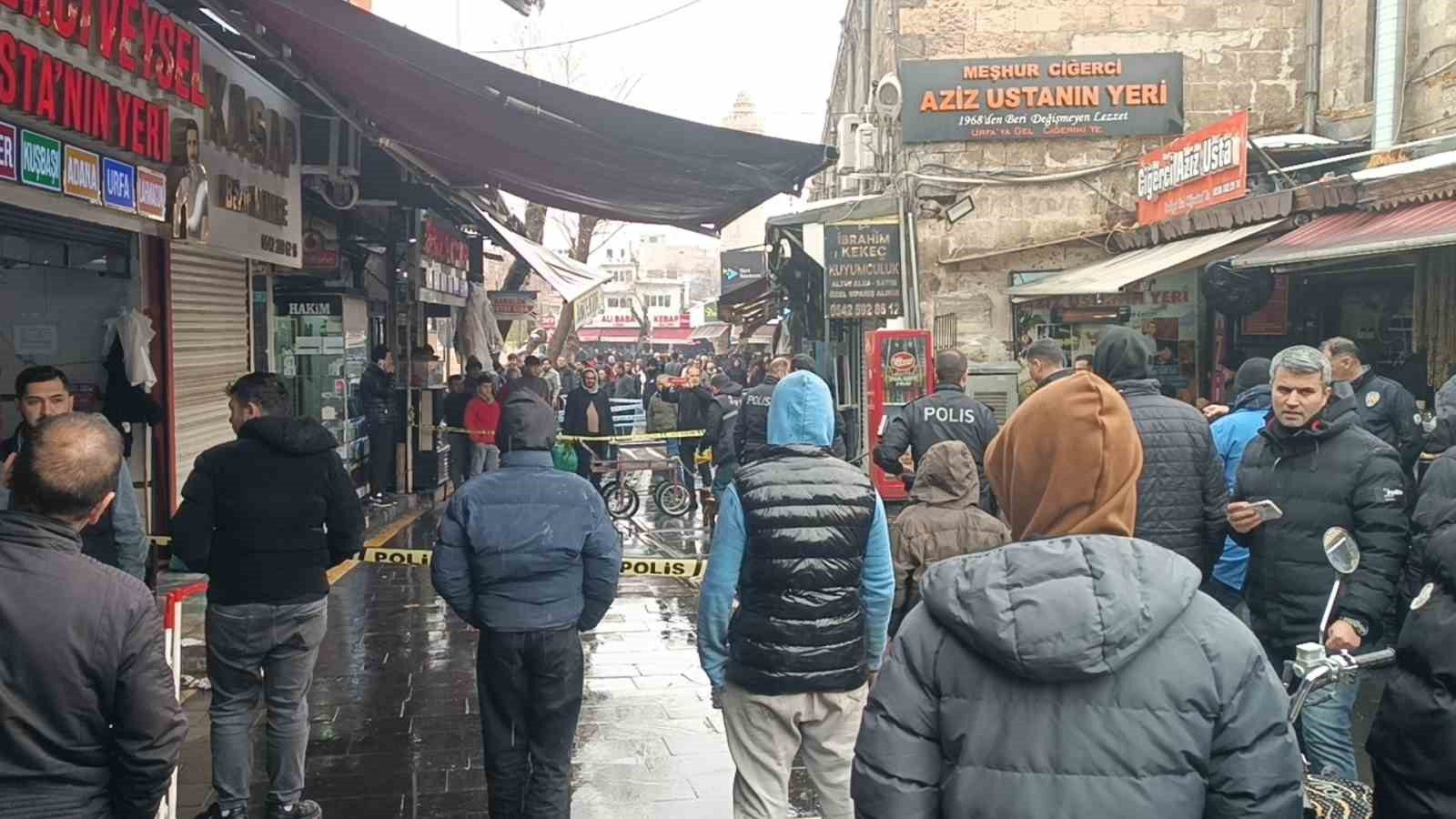 Kasap dükkanına silahlı saldırı: 2 yaralı
