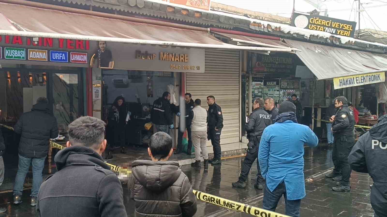 Kasap dükkanına silahlı saldırı: 2 yaralı
