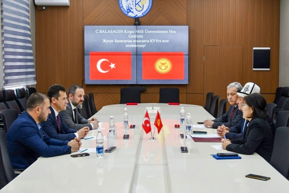 Kastamonu Üniversitesi ile Kırgız Milli Üniversitesi arasında iş birliği
