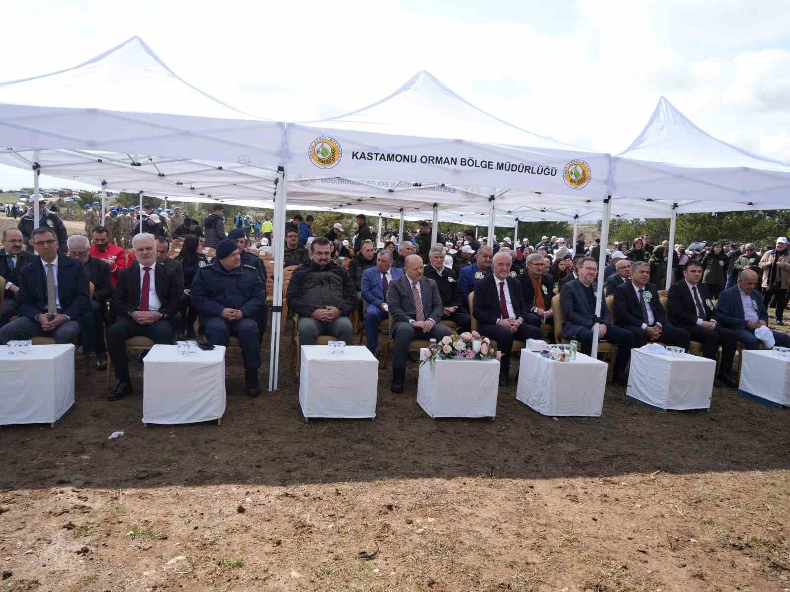 Kastamonu’da 210 bin fidan toprakla buluşturulacak
