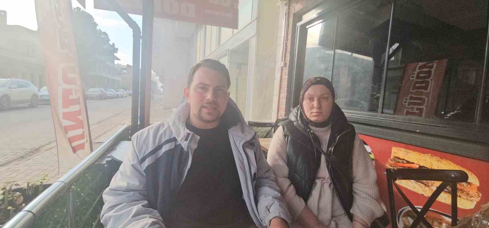 Kastamonu’da 9 öğrenci zehirlendi, işletme mühürlendi
Kastamonu’da 9 öğrenci zehirlendi, işletme mühürlendi