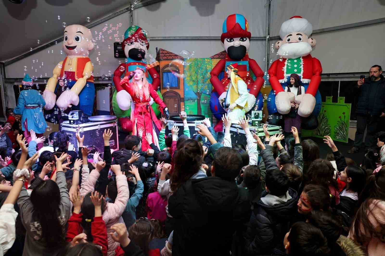 Kastamonu’da çocuklar müzikal gösterisiyle buluştu
