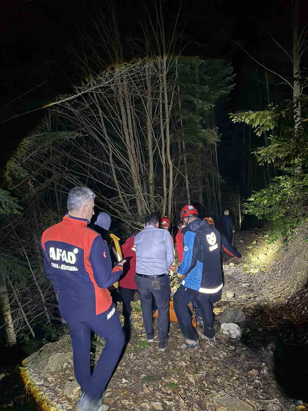 Kastamonu’da dağlık alanda uçurumdan düşen genç için ekipler seferber oldu
