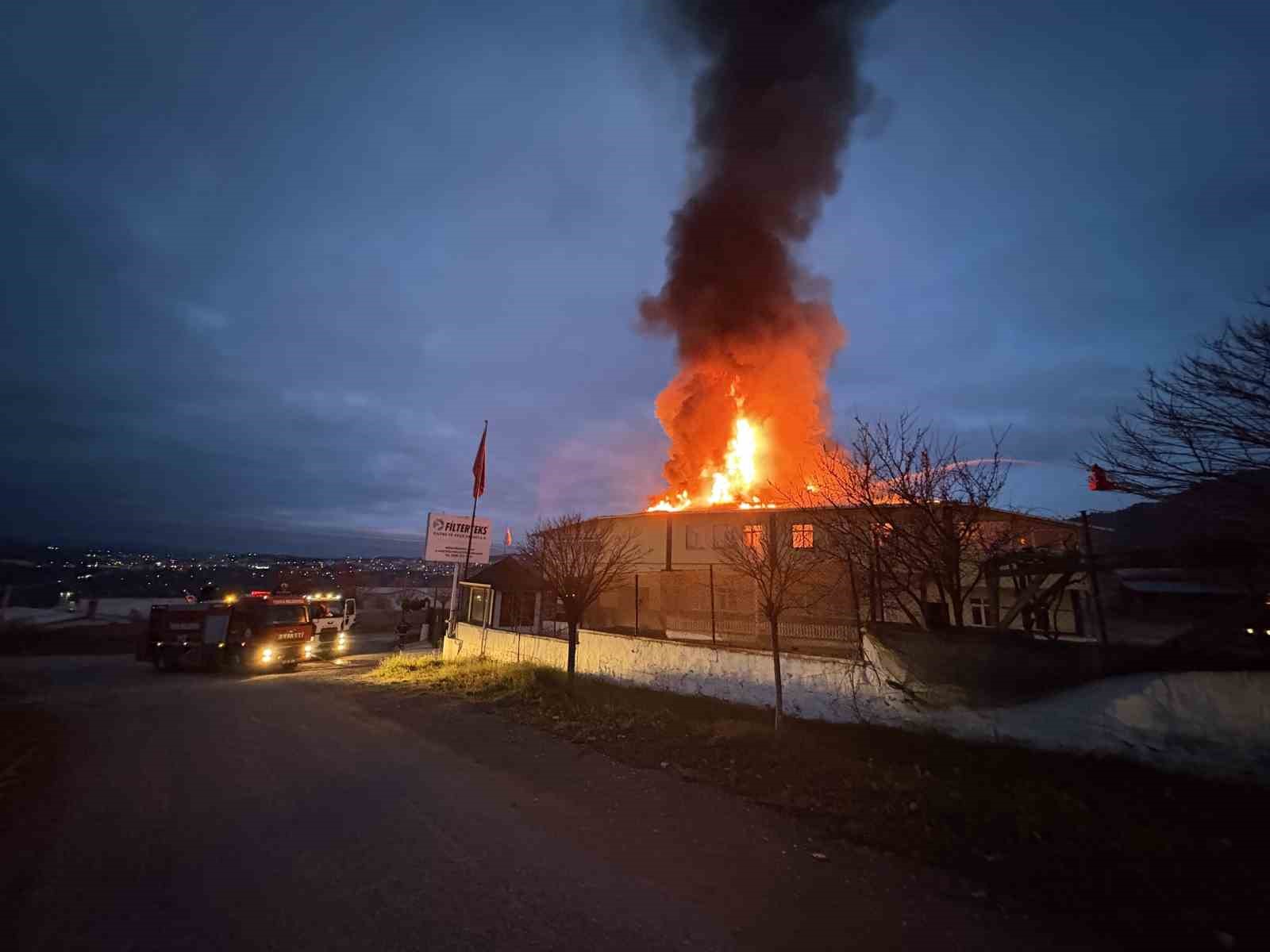 Kastamonu’da fabrika yangını
