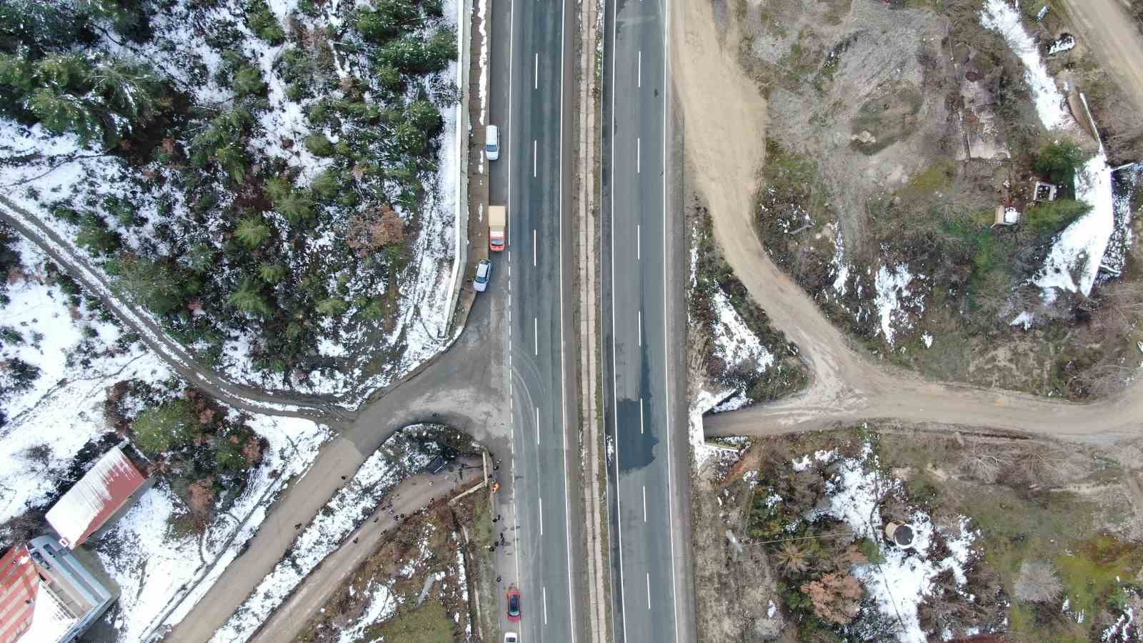 Kastamonu’da hafif ticari araç şarampole uçtu: 1 ölü
