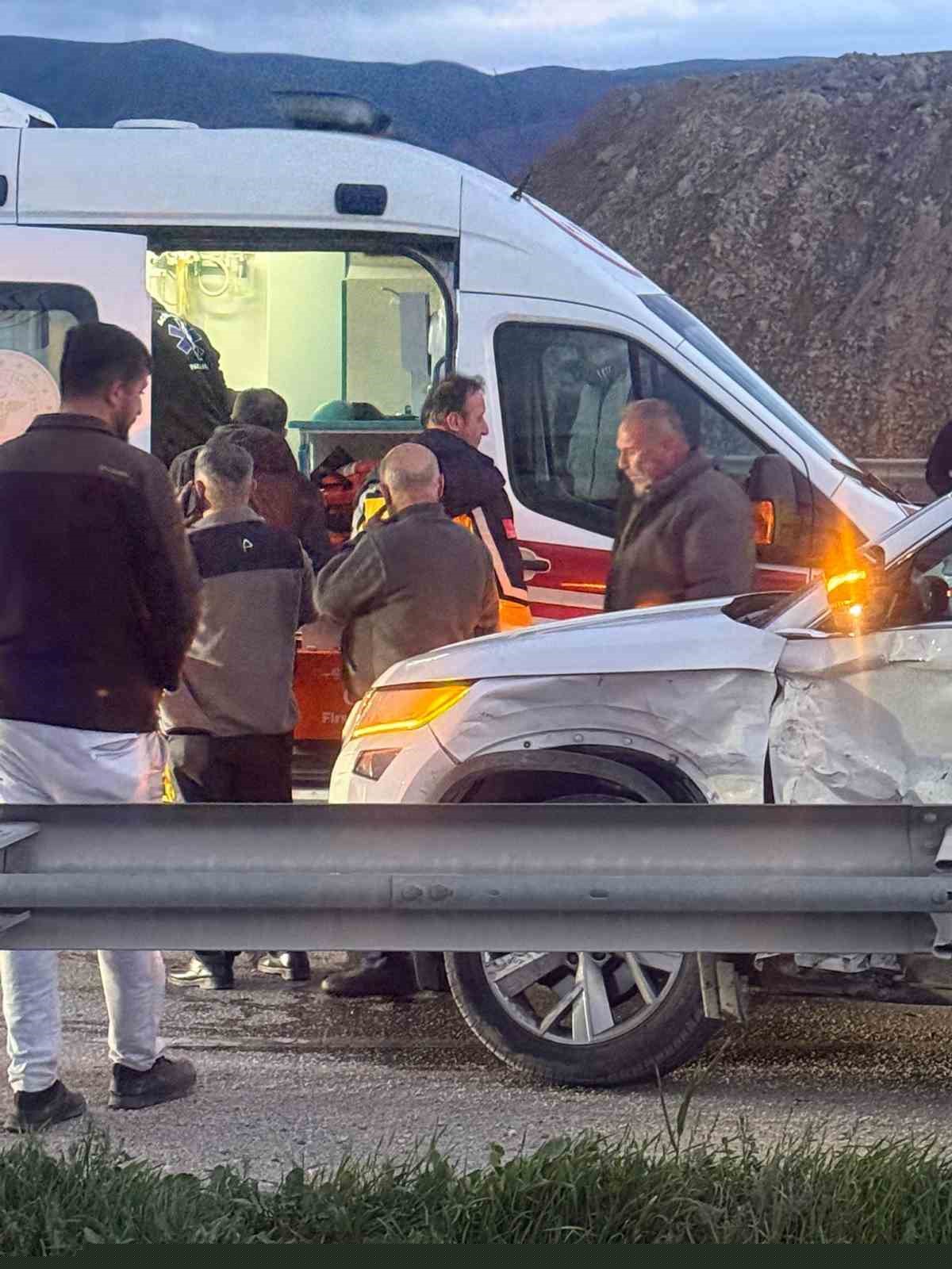 Kastamonu’da iki cip ile otomobil çarpıştı: 1 yaralı
