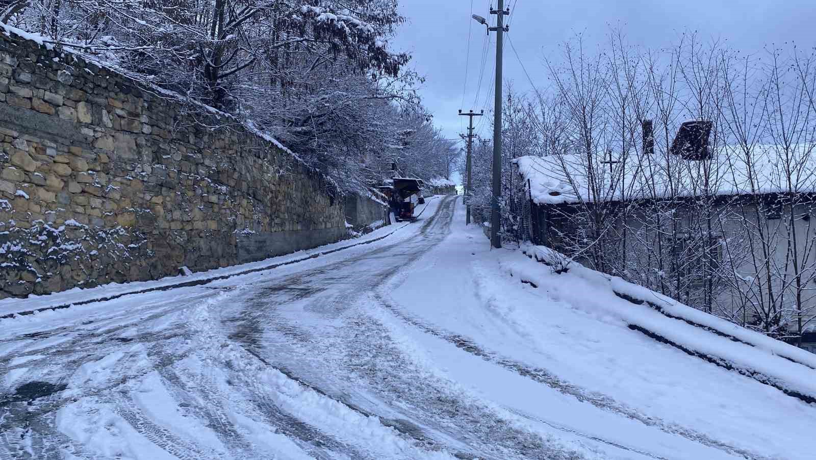 Kastamonu’da kar yağışı etkili oldu
