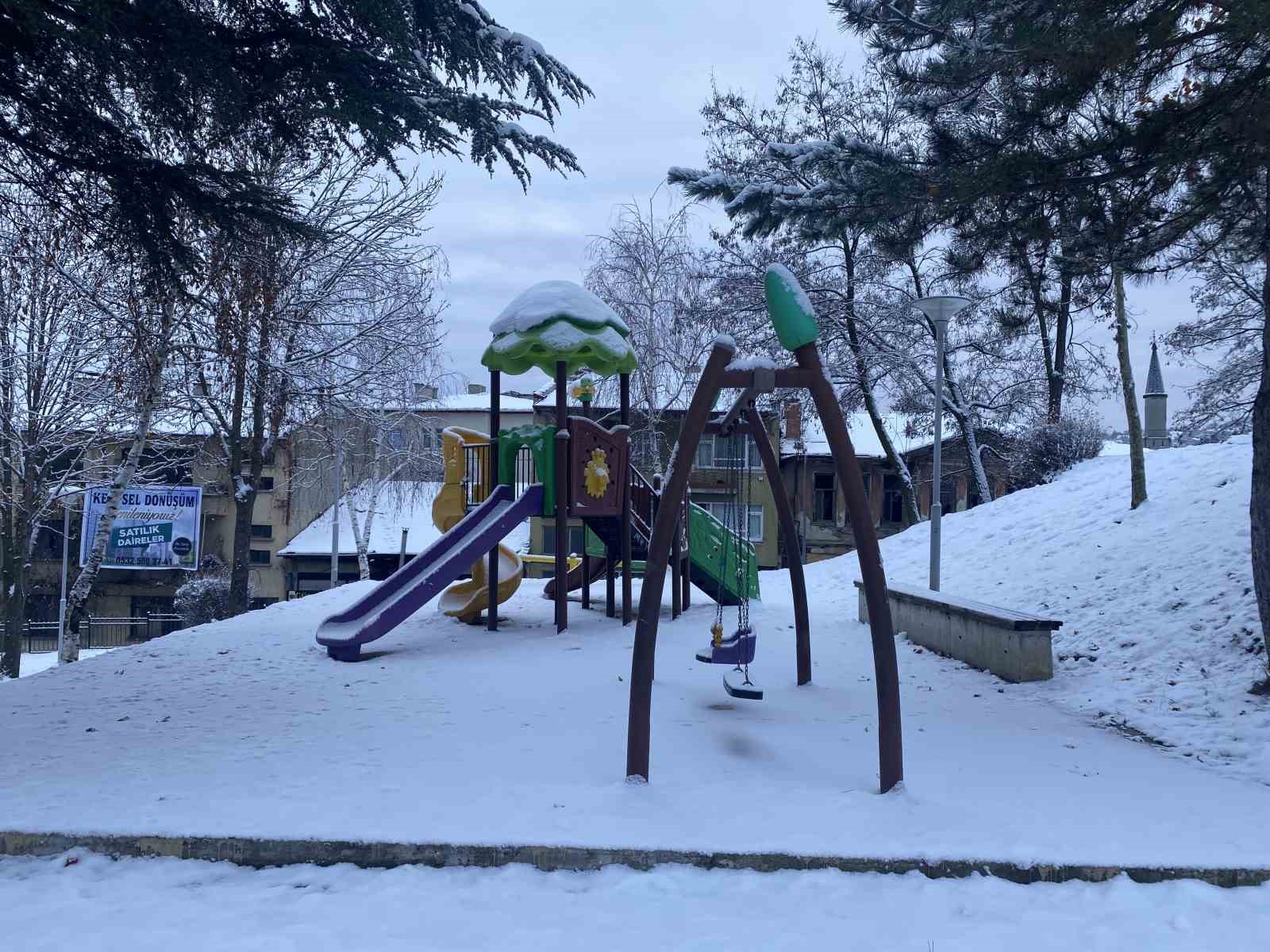 Kastamonu’da kar yağışı etkili oldu
