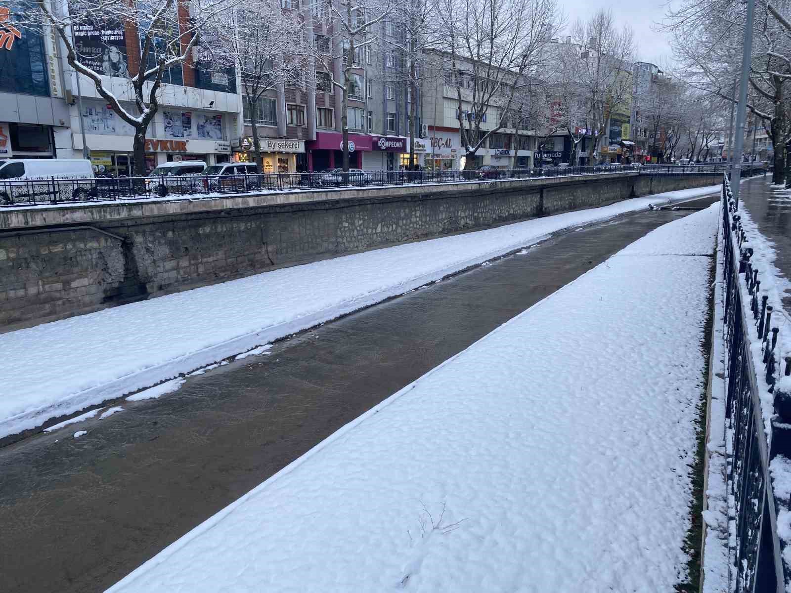 Kastamonu’da kar yağışı etkili oldu
