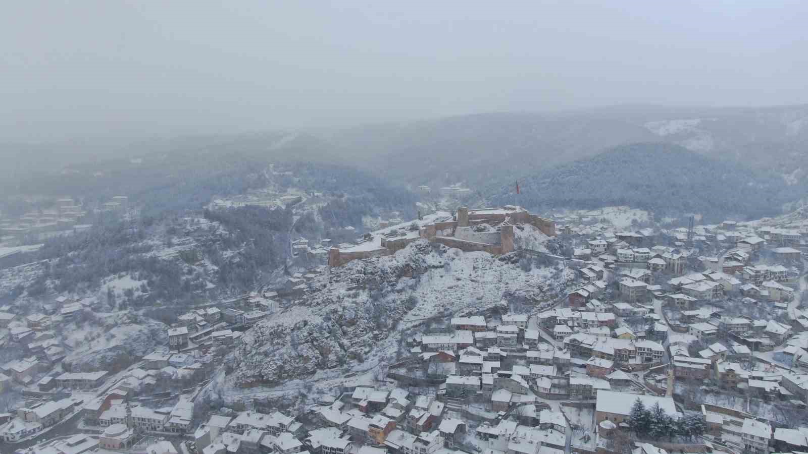 Kastamonu’da kar yağışı etkili oluyor
