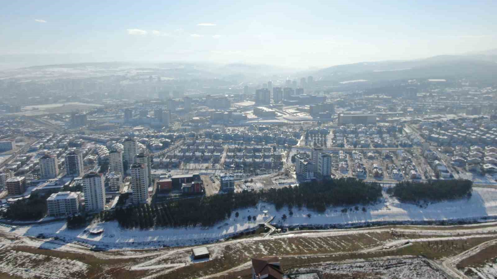 Kastamonu’da kış ayında 3 gündür yaşanan su kesintisi vatandaşları mağdur etti
Kastamonu’da kış ayında 3 gündür yaşanan su kesintisi vatandaşları mağdur etti