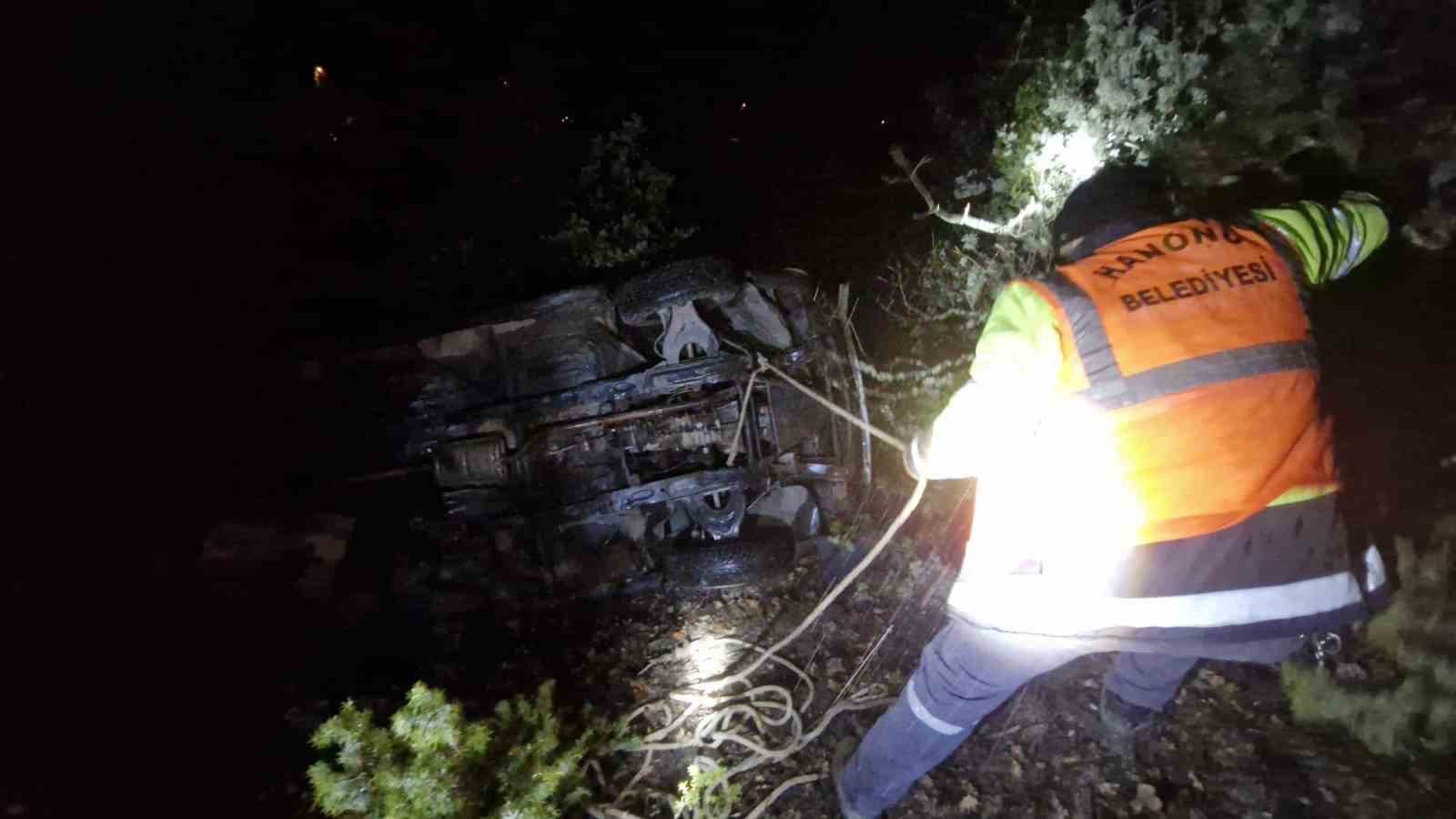 Kastamonu’da otomobil uçuruma yuvarlandı: 1 ölü, 2 yaralı
