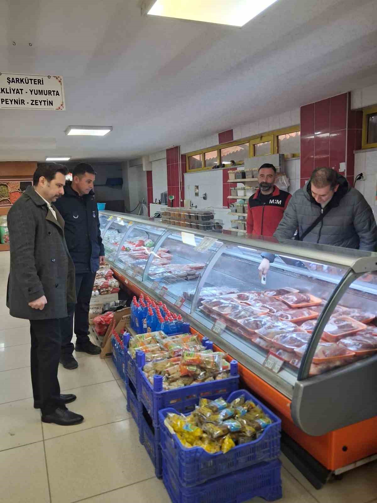 Kastamonu’da Ramazan ayı öncesinde alışveriş yerlerinde denetimler sürüyor
