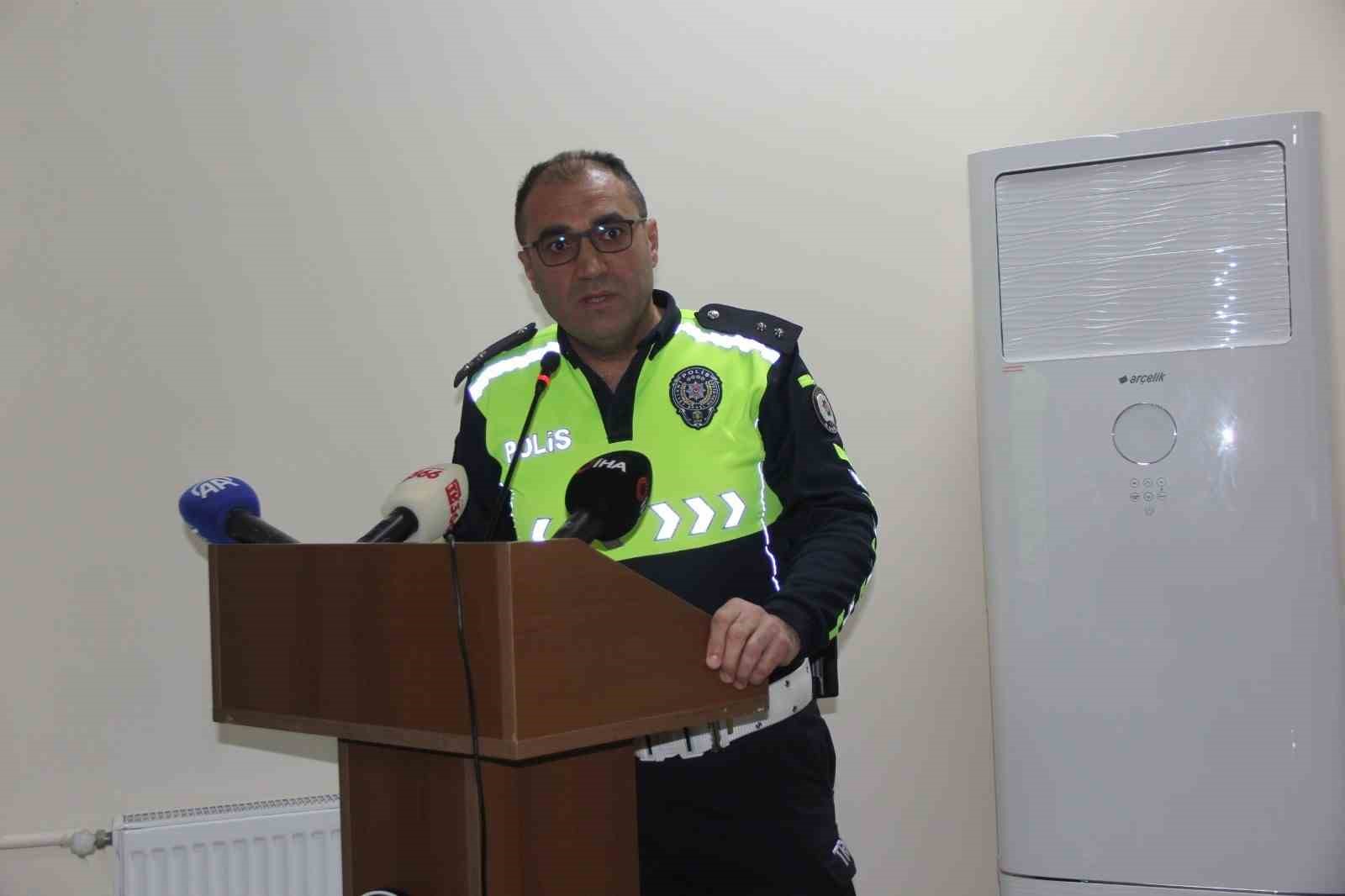 Kastamonu’da Trafik Kanunu’ndaki düzenlemelerle ilgili detaylar anlatıldı
