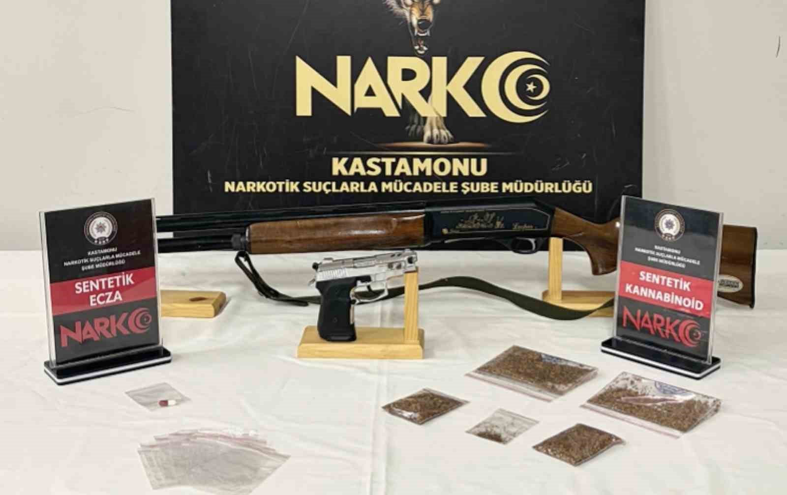 Kastamonu’da uyuşturucu operasyonu: 5 gözaltı
