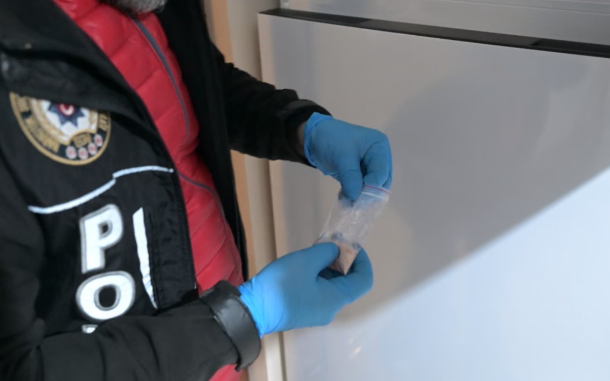 Kastamonu’da uyuşturucu operasyonunda yakalanan 12 şüpheli adliyeye sevk edildi
