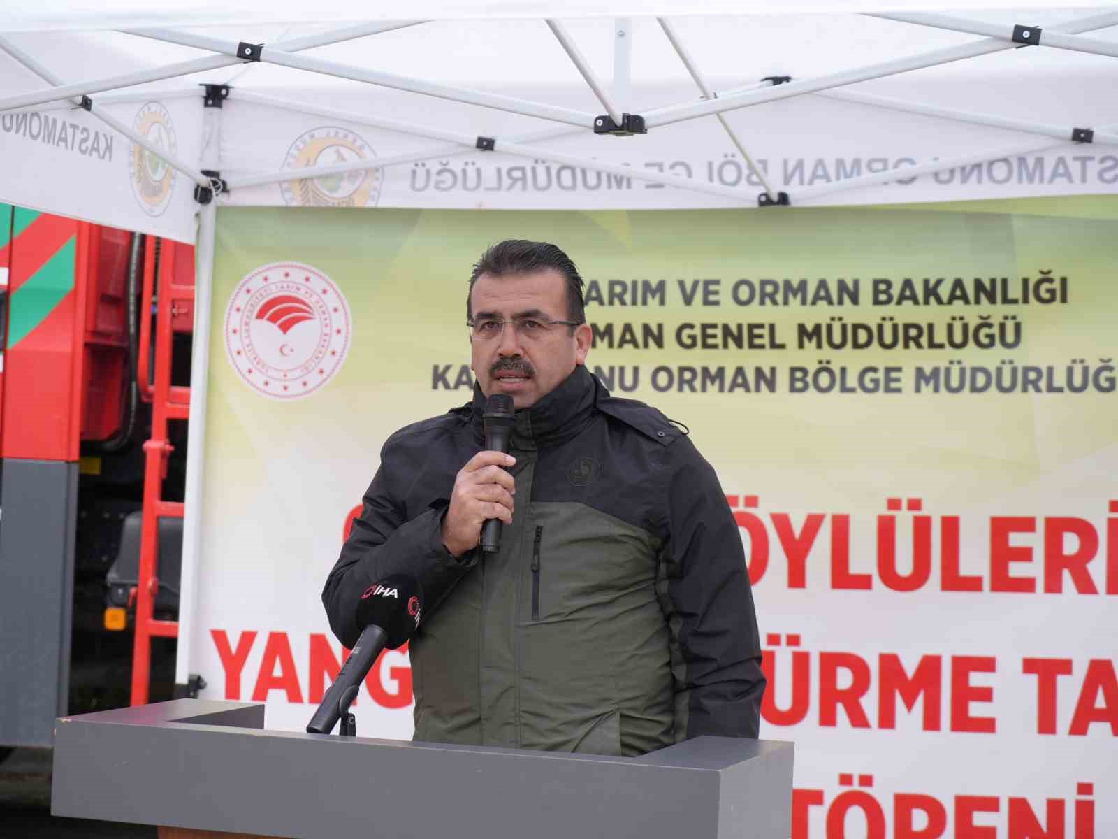 Kastamonu’da yangına hassas köylere 20 su tankeri dağıtıldı
Kastamonu’da yangına hassas köylere 20 su tankeri dağıtıldı