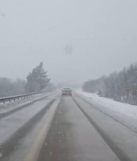 Kastamonu’da yüksek rakımlı bölgelerde kar yağışı etkili oluyor
