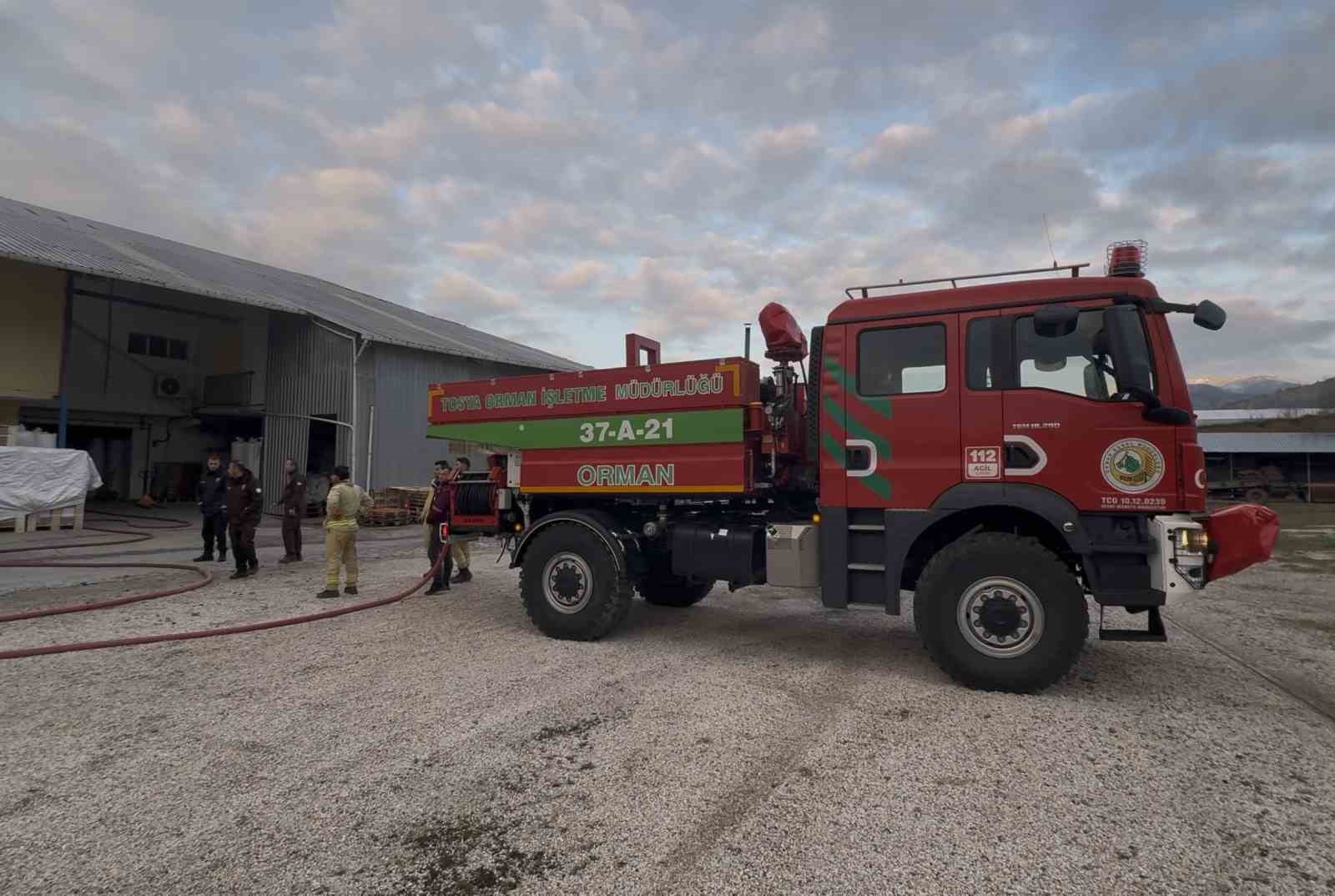 Kastamonu’daki fabrika yangını kontrol altına alındı
