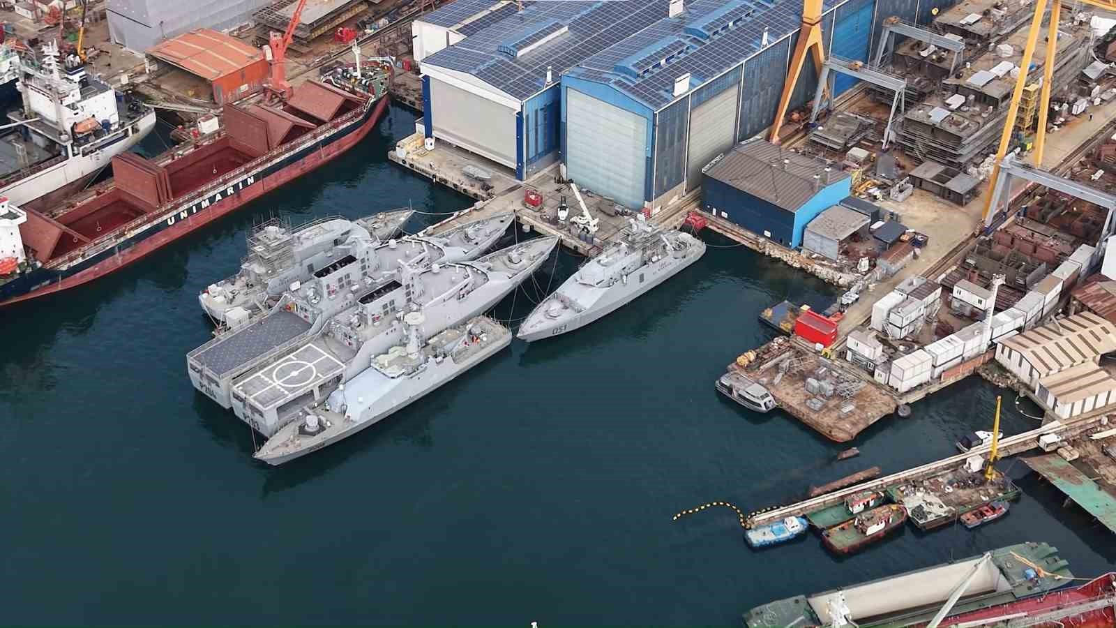 Katar için üretilen hücumbotları suya indirildi
