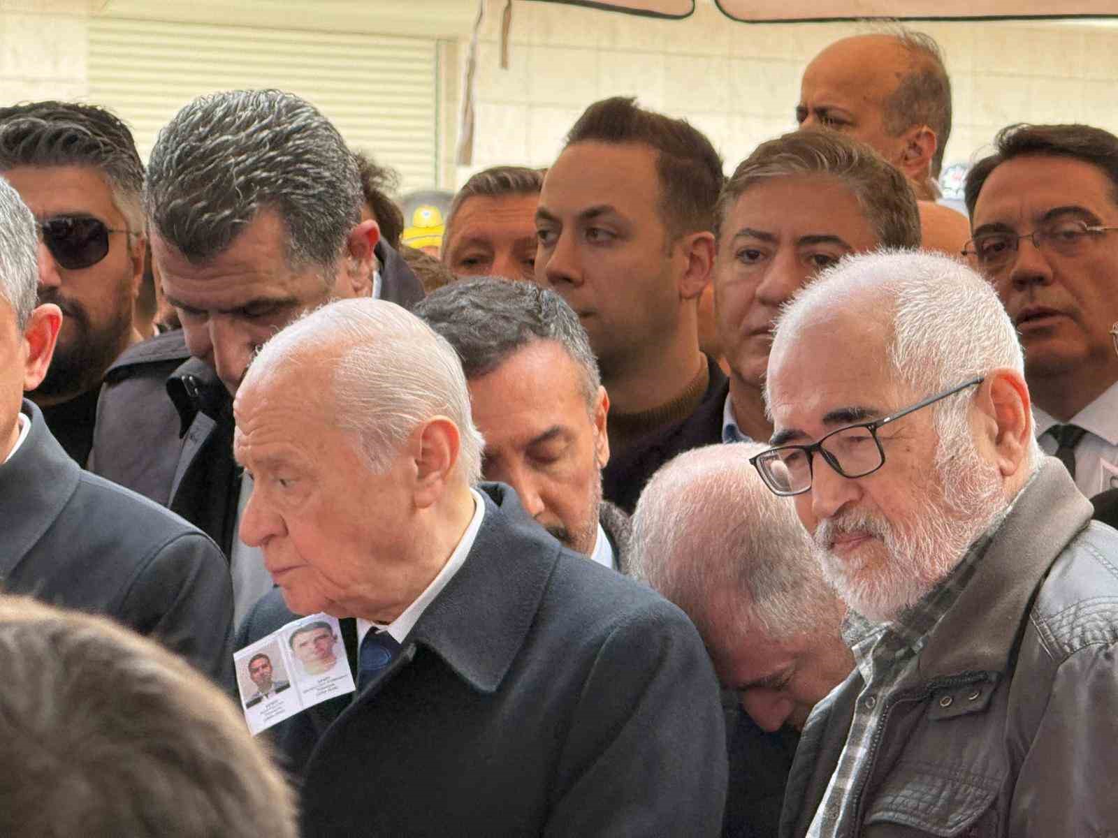 Katar’da helikopterin düşmesi sonucu şehit olan ASELSAN teknisyenleri için töreni düzenlendi
