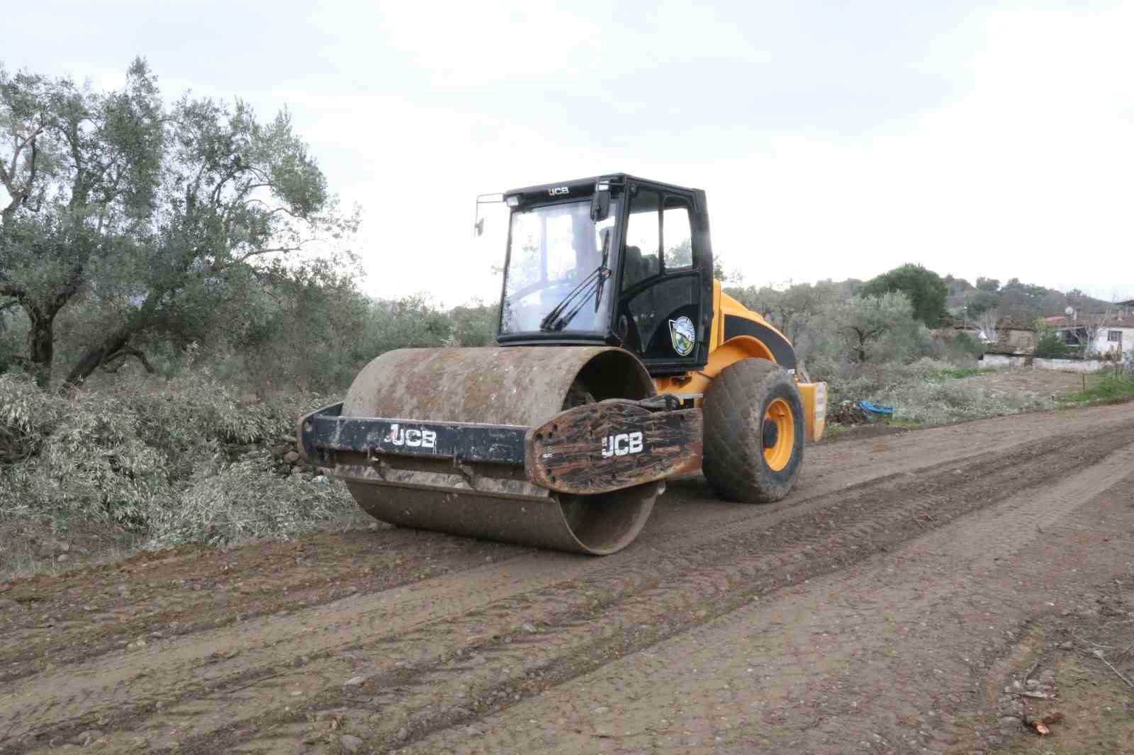 Kavaklı Mahallesi’ndeki bahçe yolu yenilendi
