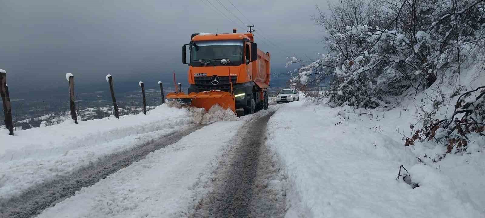 Kavak’ta karla mücadele
