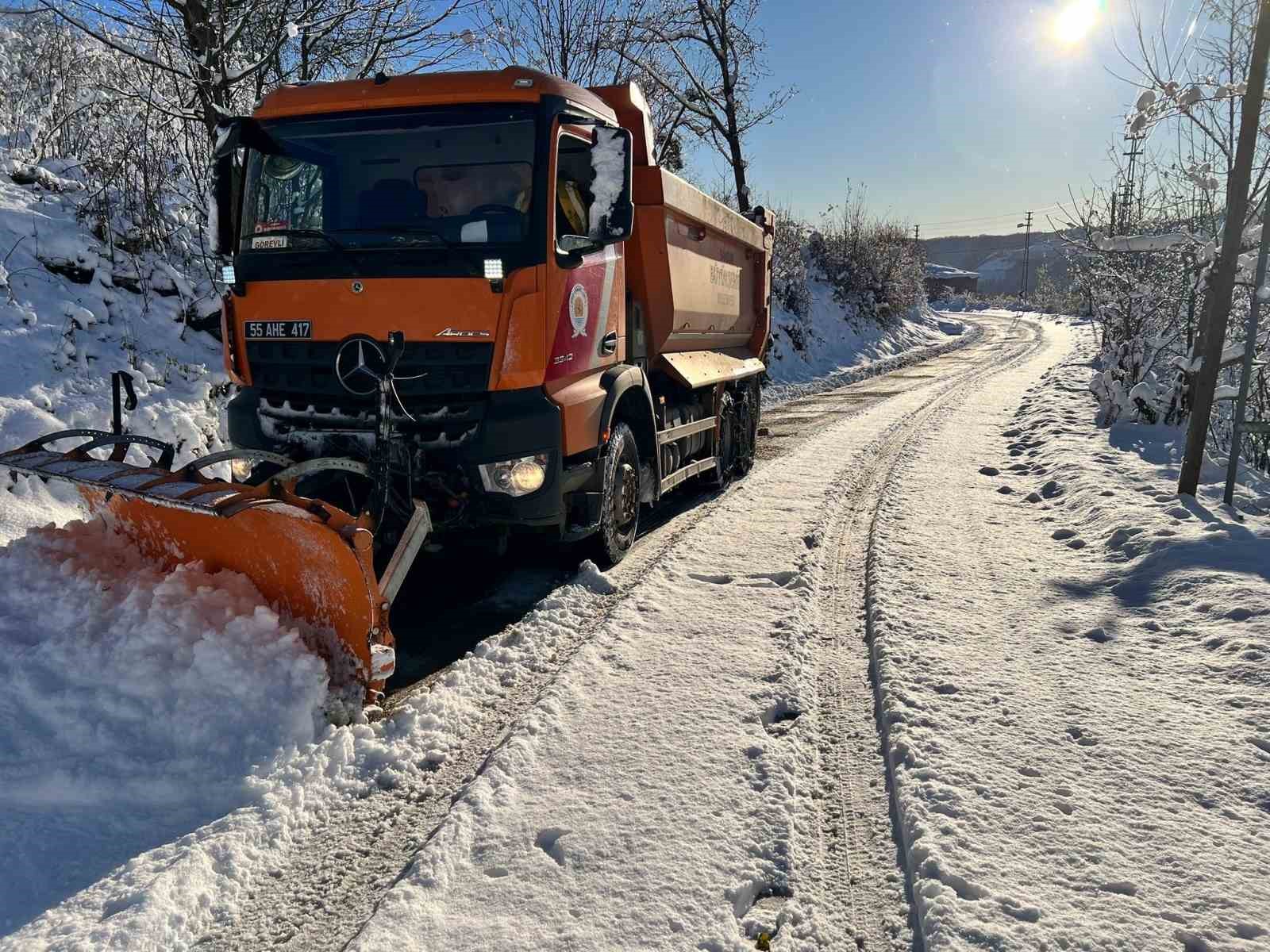 Kavak’ta karla mücadele
