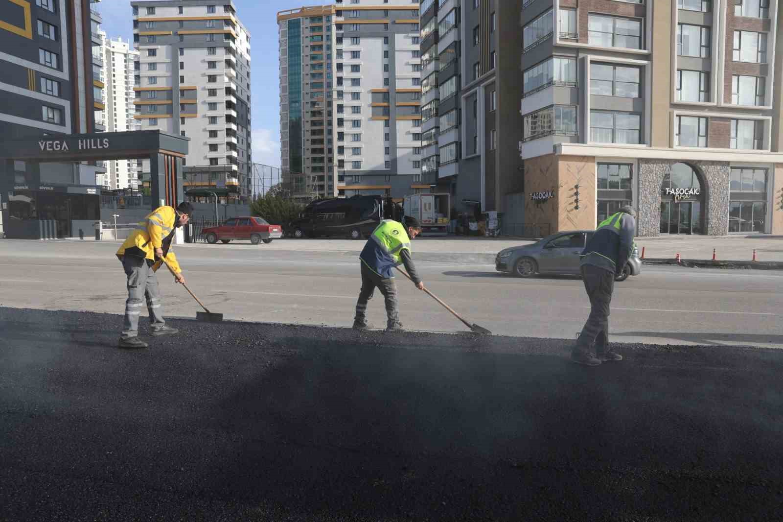 Kavşak düzenlemelerinde sona yaklaşıldı
