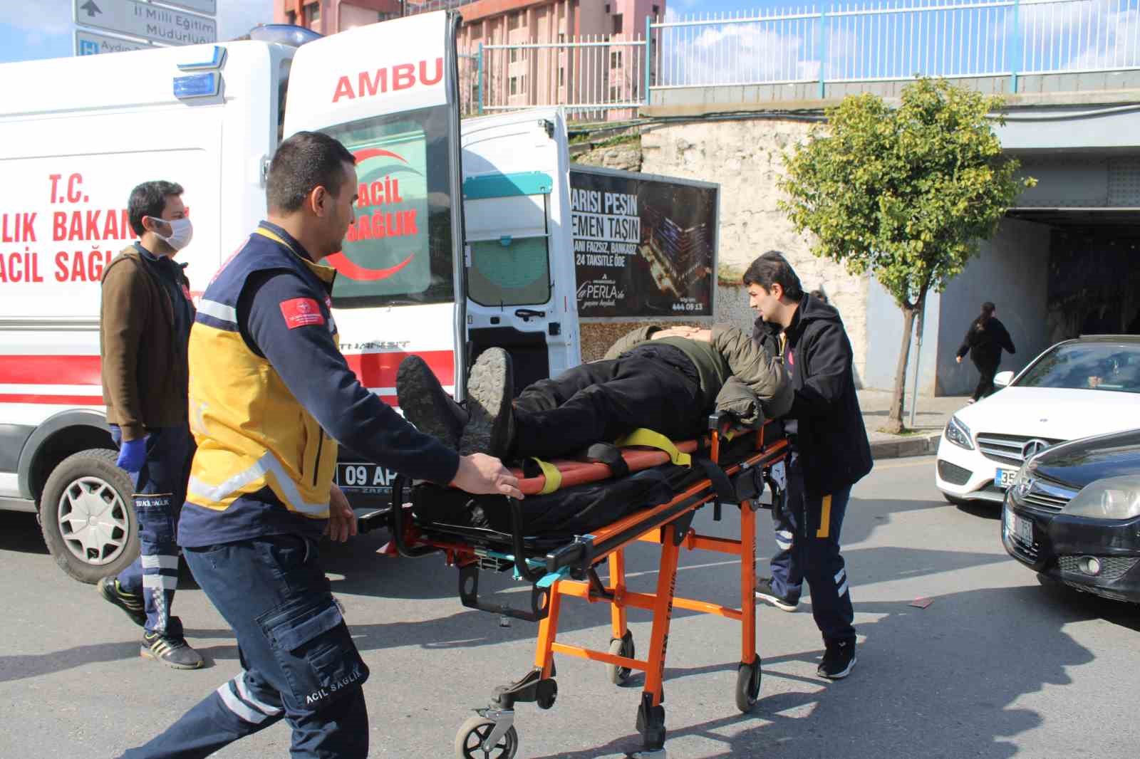 Kavşak içindeki kazada sürücü yaralandı
