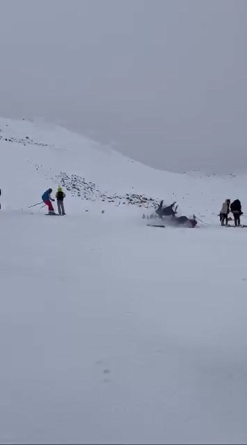 Kayak merkezinde kaza: 6 yaralı
