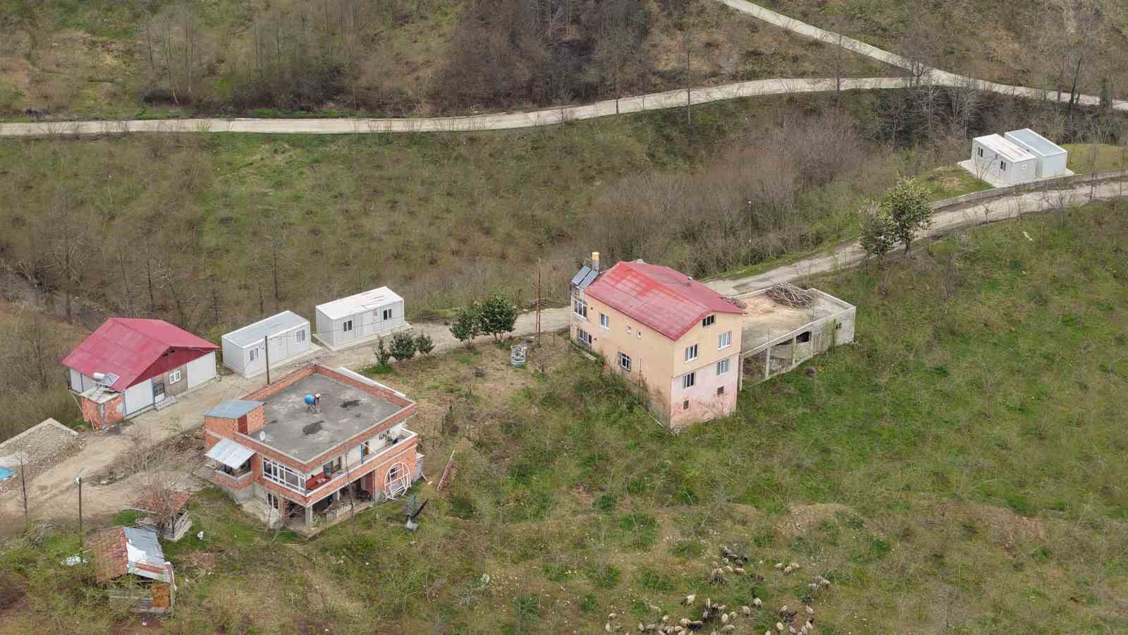 Kayan mahalleye konteyner desteği
