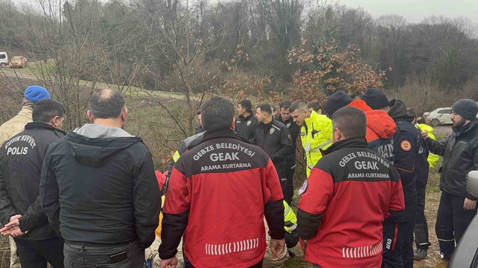 Kaybolan 70 yaşındaki adam 20 saatlik arama sonucunda sağ bulundu
Kaybolan 70 yaşındaki adam 20 saatlik arama sonucunda sağ bulundu
