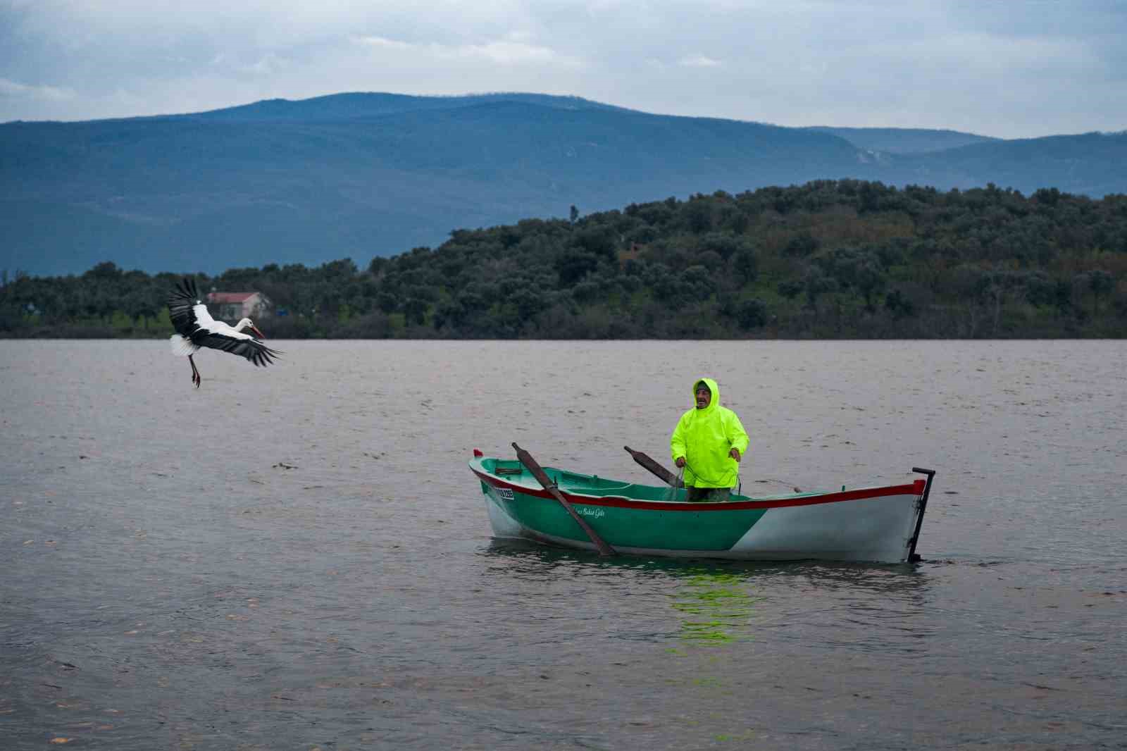 Kayığa konunca gerçek ortaya çıktı
