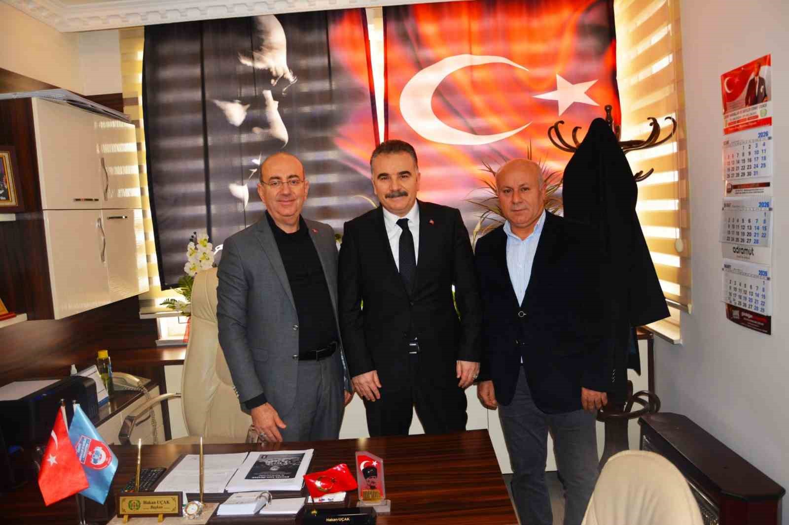 Kaymakam Ahmet Odabaş’tan esnaf ve meslek odalarına ziyaret
