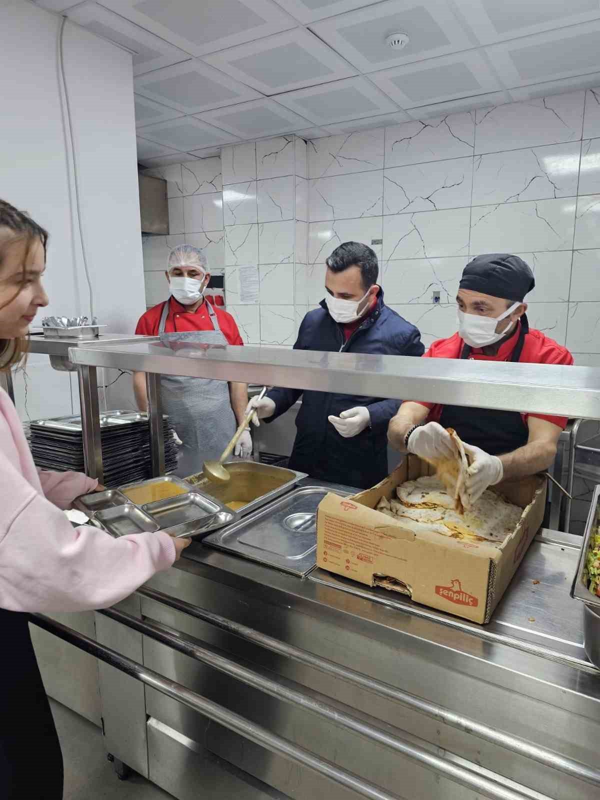 Kaymakam Algın, öğrencilerle iftar programında buluştu
