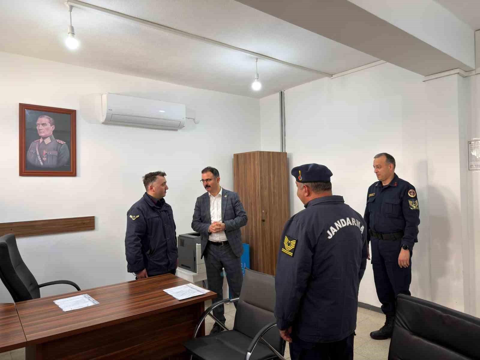 Kaymakam Ateş, İlçe Jandarma personeliyle buluştu
