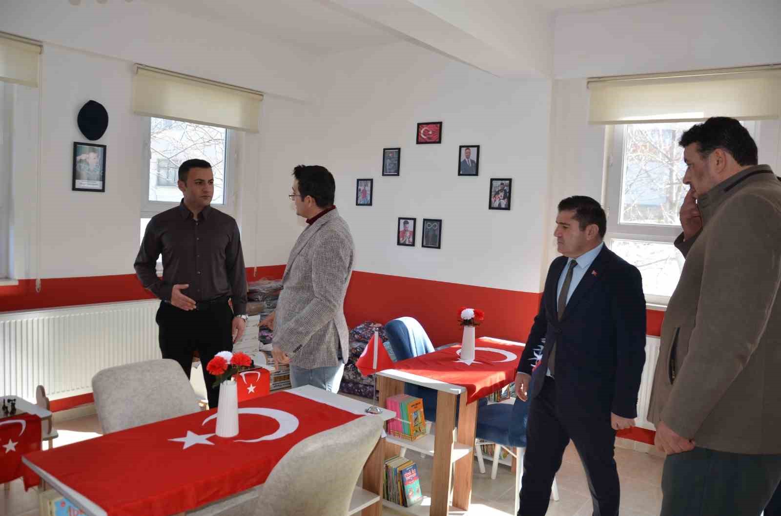 Kaymakam Başkapan, Günlüce’de kurum çalışanları ve vatandaşlarla bir araya geldi
