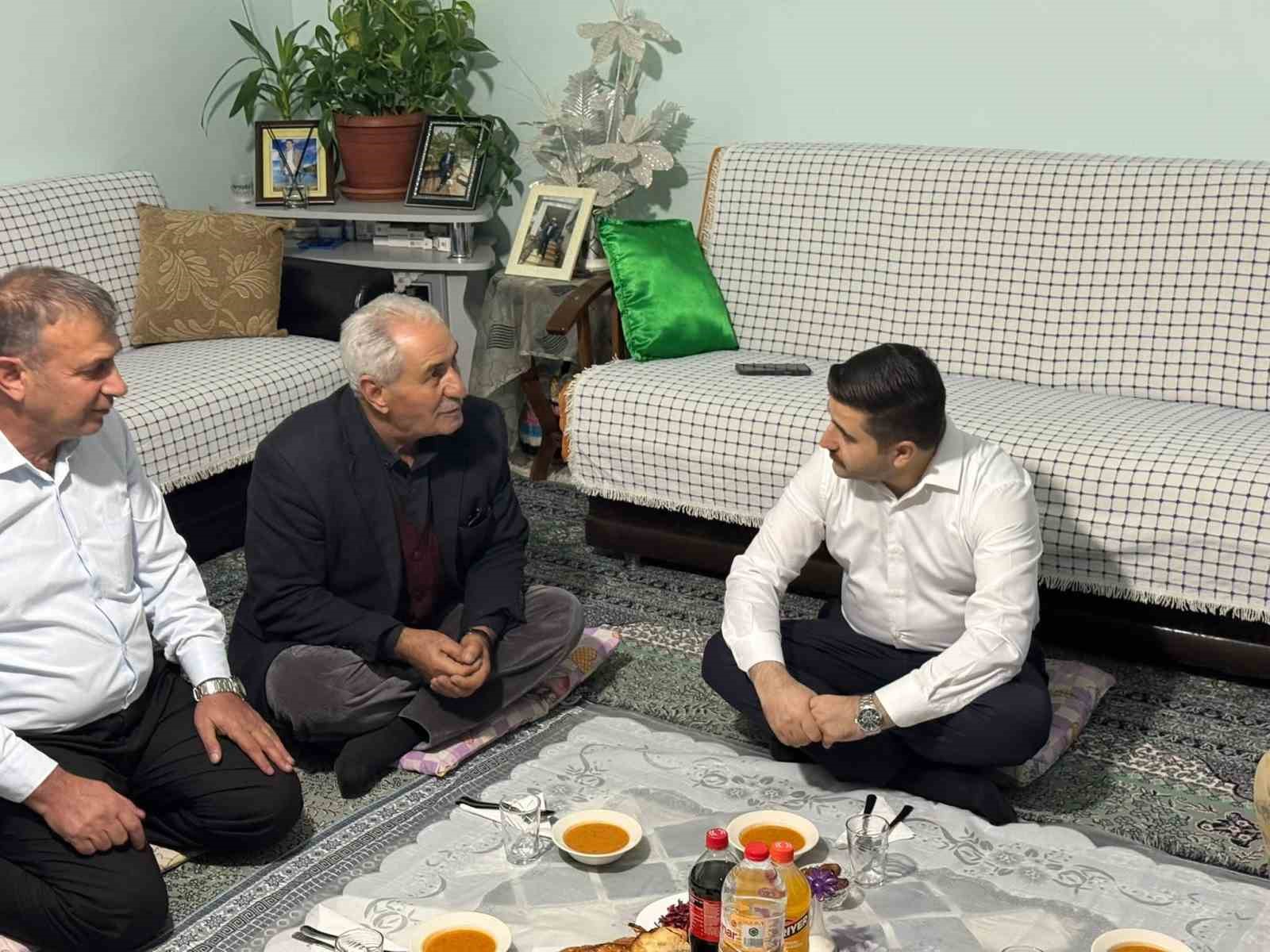 Kaymakam Bulut, Çakmaklı ailesinin iftar sofrasına misafir oldu
