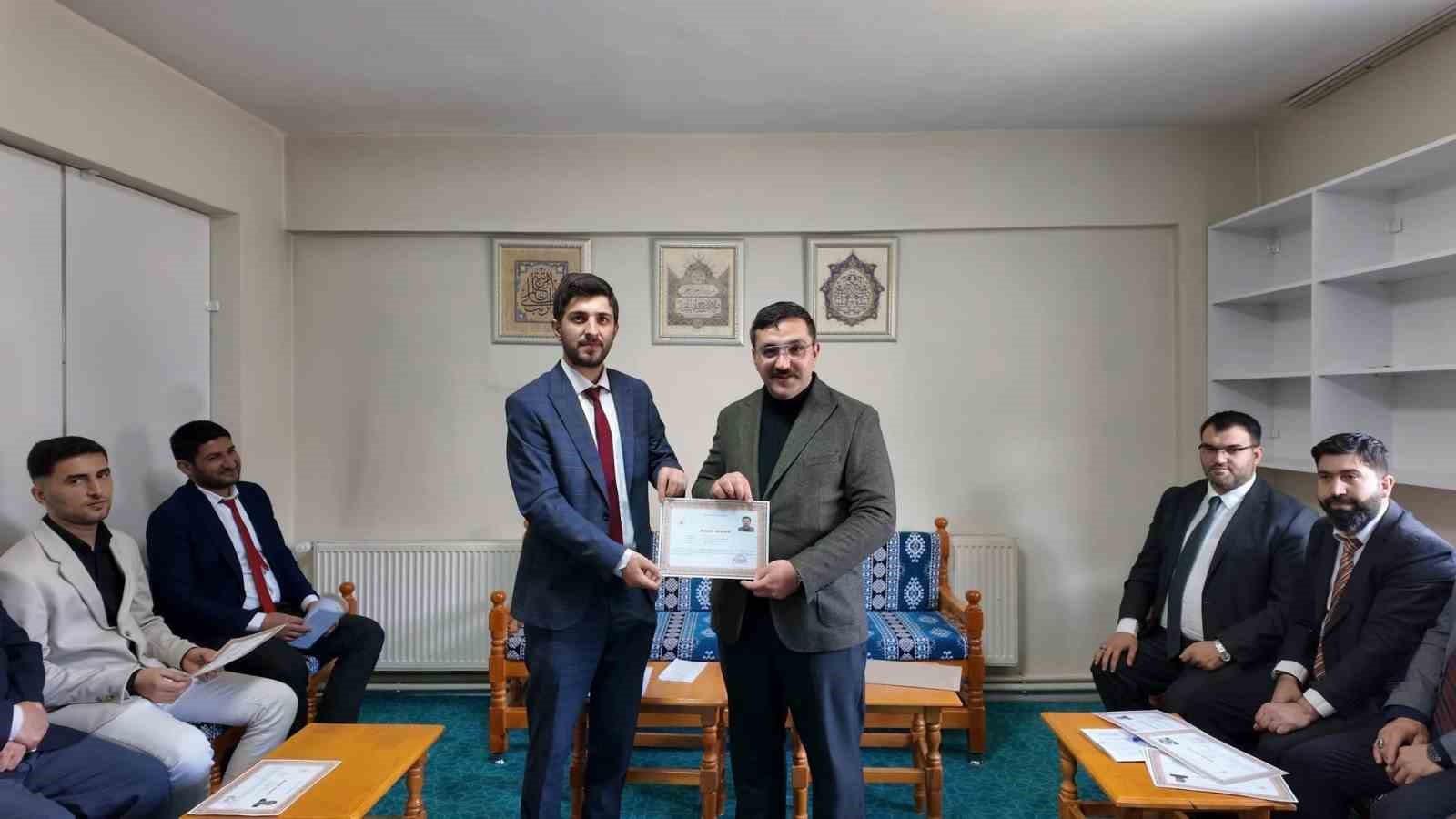 Kaymakam Çamkerten din görevlileriyle bir araya geldi
