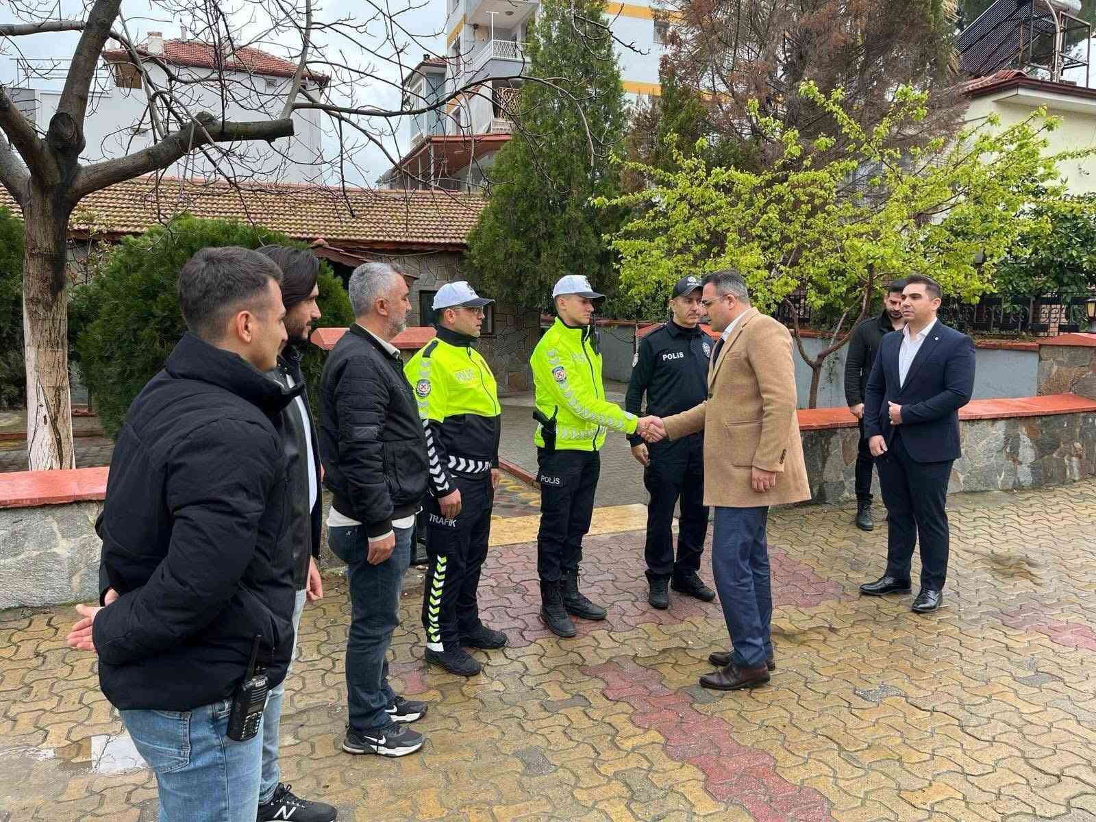 Kaymakam Dalak bayramda görev başındaki kamu personelini unutmadı
