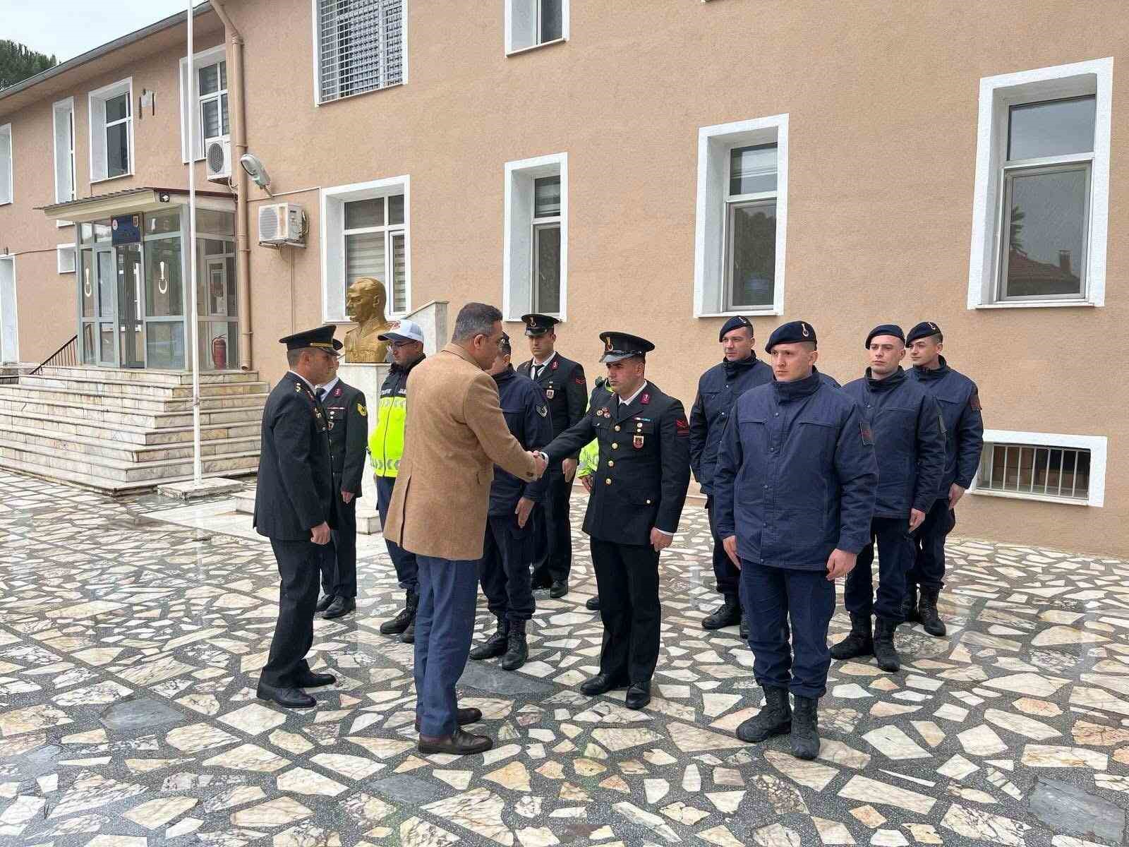 Kaymakam Dalak bayramda görev başındaki kamu personelini unutmadı
