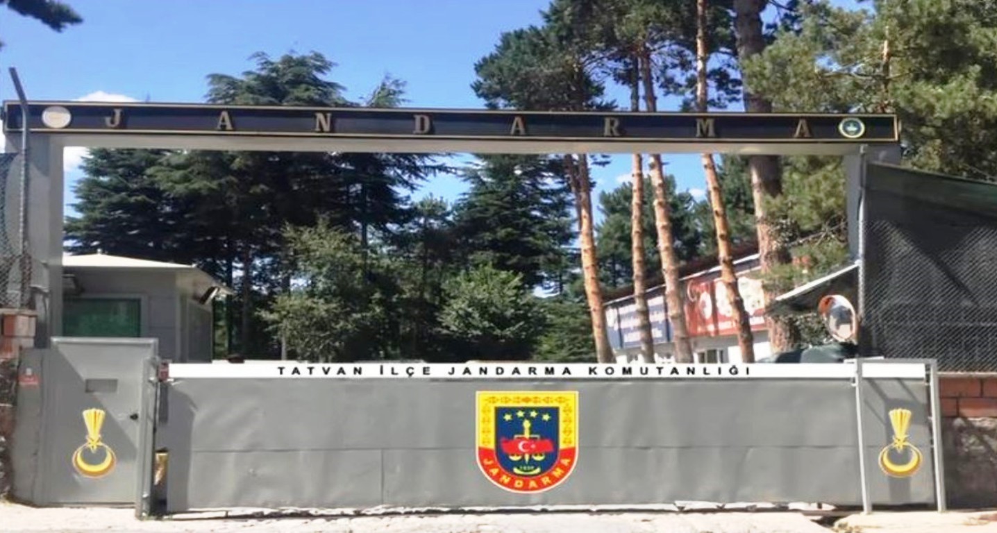 Kaymakam Demirer: "Tatvan’da güvenlik ve asayiş hizmetleri kararlılıkla sürdürülüyor"
