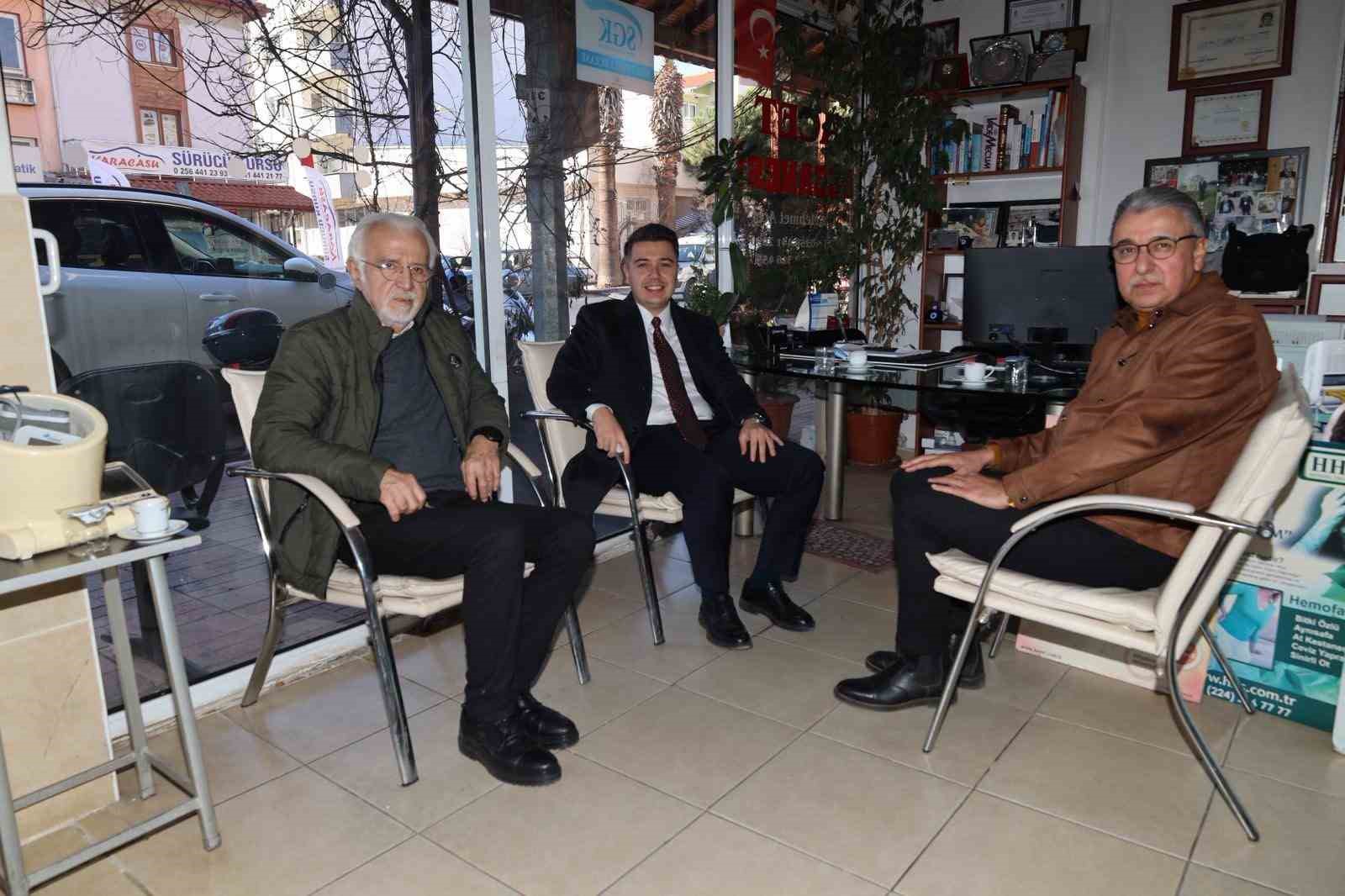 Kaymakam Gündoğdu çarşı esnafıyla buluştu
