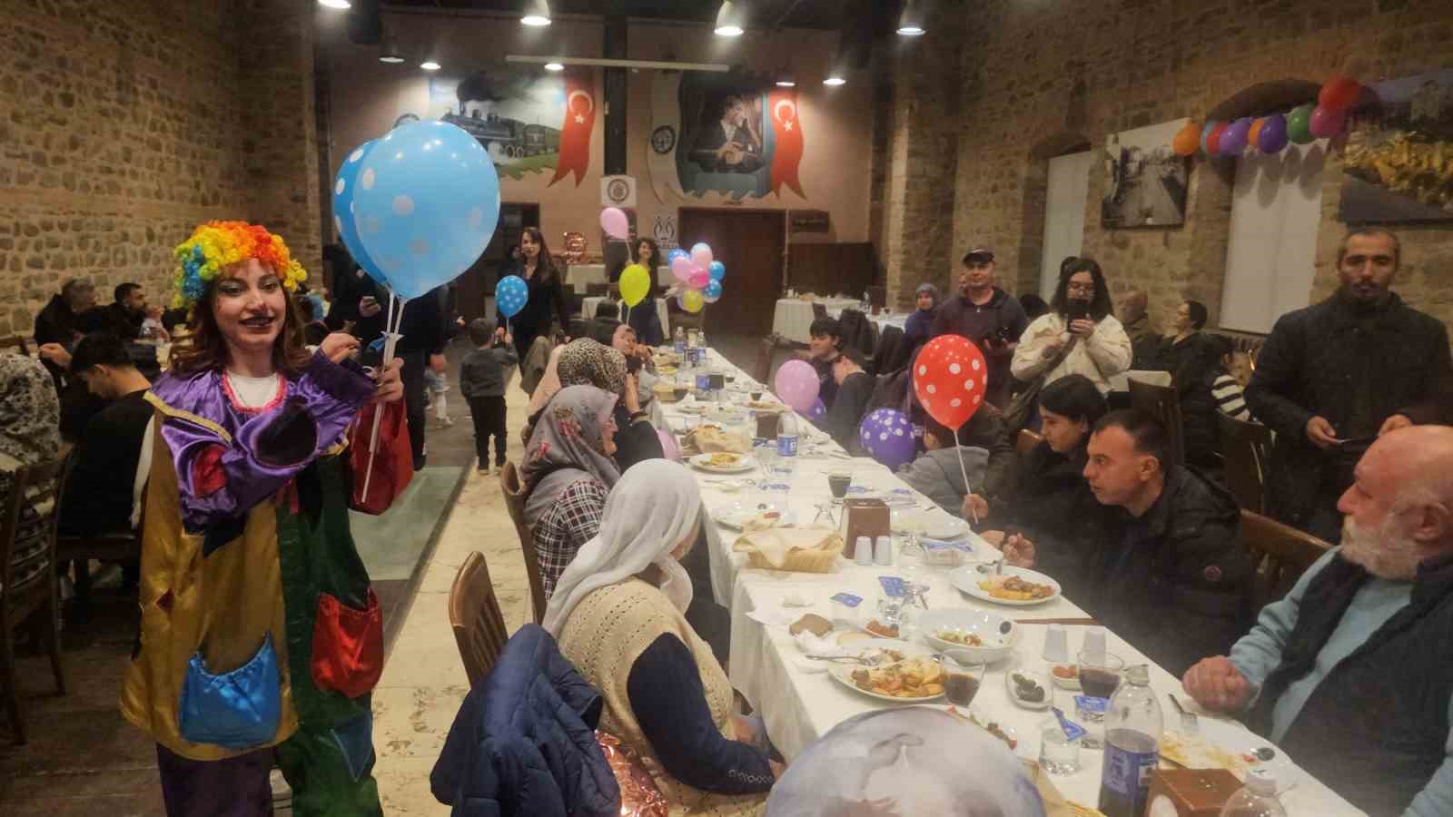 Kaymakam Kan, öksüz ve yetimlerle iftarda buluştu
