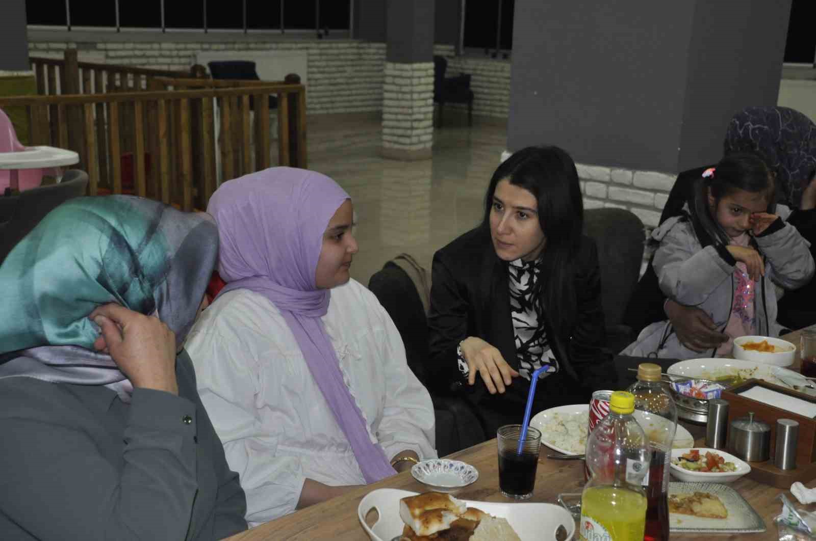 Kaymakam Koşansu şehit aileleri ve gazilerle iftarda buluştu
