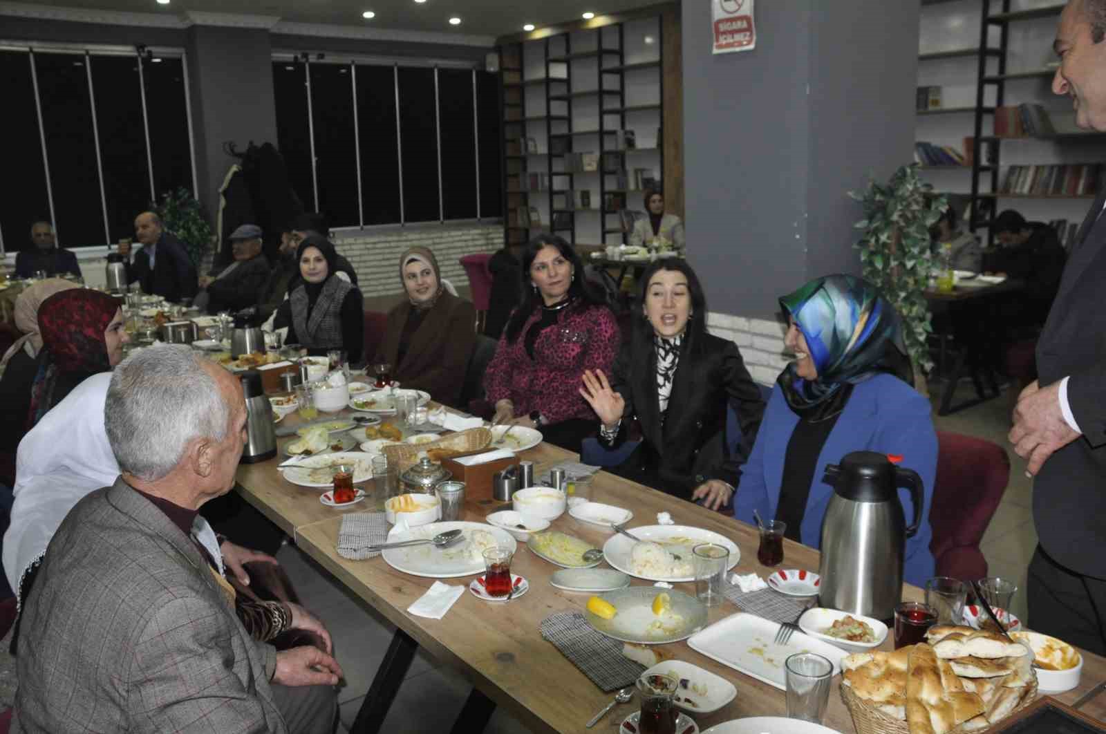 Kaymakam Koşansu şehit aileleri ve gazilerle iftarda buluştu
